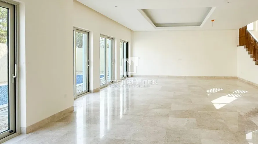 Villa de 5 dormitorios en District One, UAE No. 1273 № 6