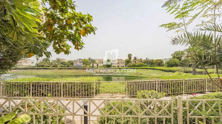 Villa de 4 dormitorios en Meadows, UAE No. 1242 № 17