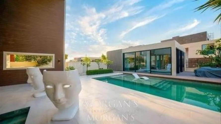 Villa de 6 dormitorios en Al Barari Villas, UAE No. 475