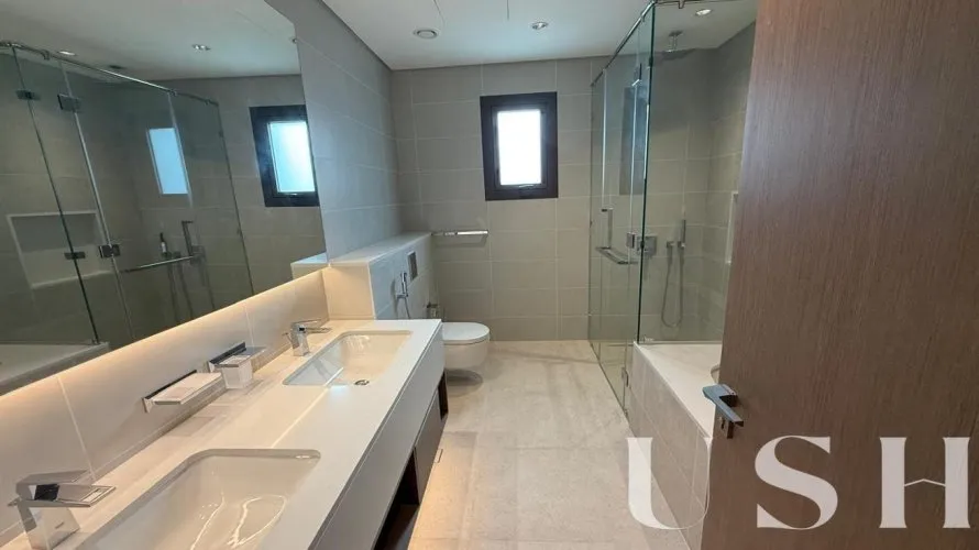 Villa de 4 dormitorios en District One, UAE No. 726 № 10