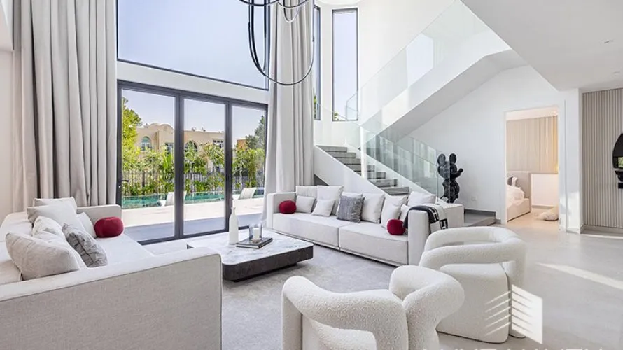 Villa de 4 dormitorios en Jumeirah Islands, UAE No. 323 № 9