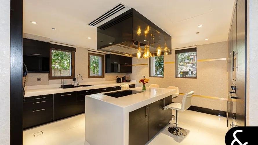 Villa de 5 dormitorios en Kingdom of Sheba, UAE No. 1348 № 4