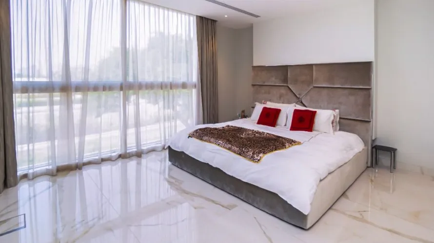 Villa de 7 dormitorios en Emirates Hills, UAE No. 207 № 8