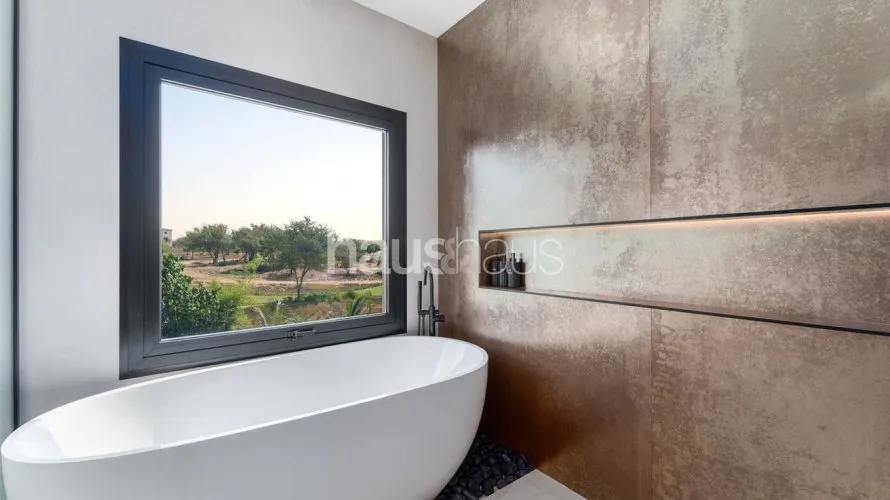 Villa de 5 dormitorios en Jumeirah Golf Estates, UAE No. 824 № 10