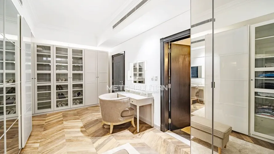 Villa de 6 dormitorios en North Village, UAE No. 1248 № 7