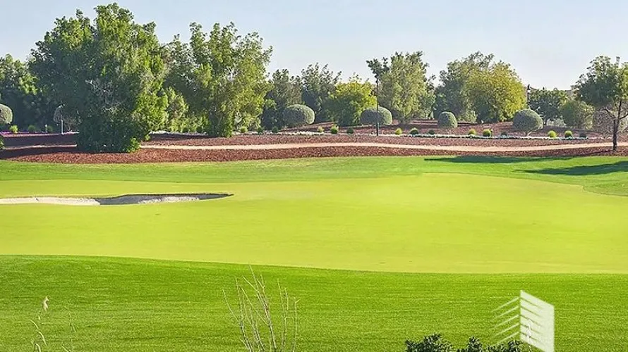 Villa de 5 dormitorios en Earth, UAE No. 205 № 3