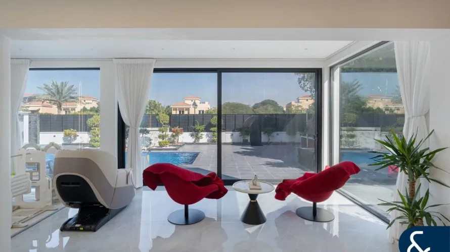 Villa de 5 dormitorios en The Villa, UAE No. 1540 № 3