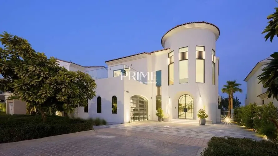 Villa de 5 dormitorios en Jumeirah Golf Estates, UAE No. 968 № 1