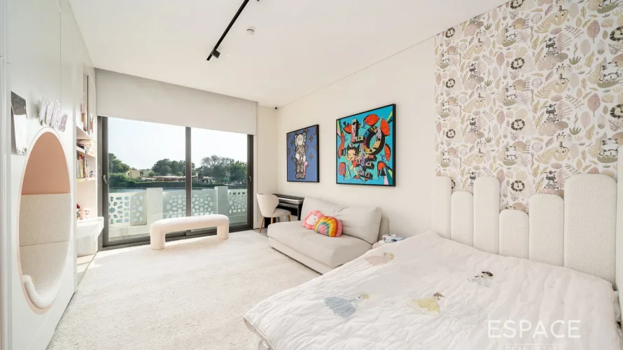 Villa de 5 dormitorios en The Lakes, UAE No. 1017 № 7