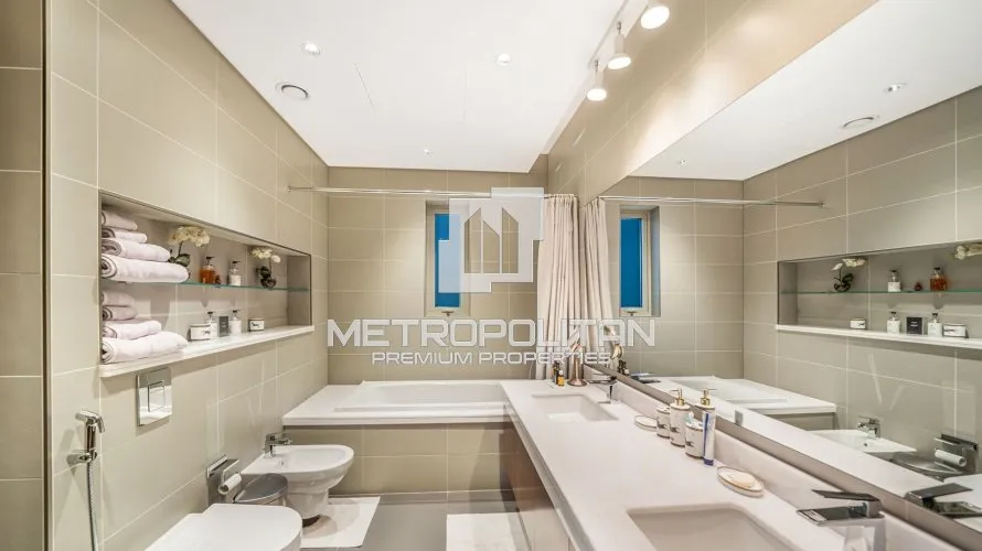 Villa de 5 dormitorios en District One, UAE No. 1230 № 15