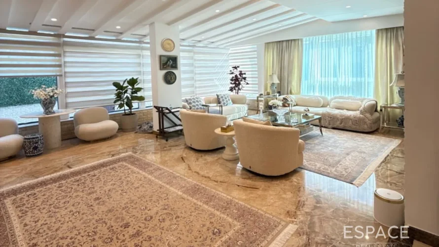 Villa de 5 dormitorios en Green Community Motor City, UAE No. 1201 № 2