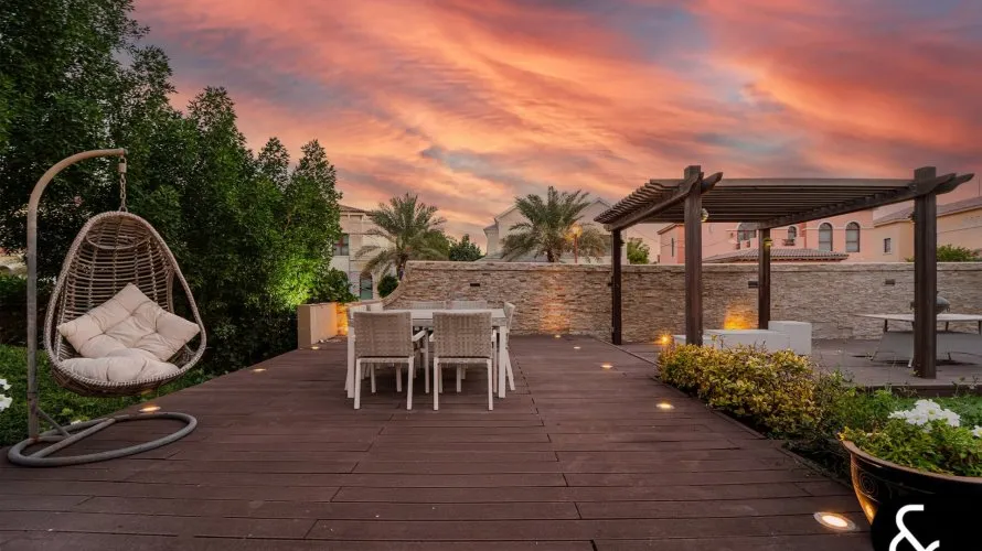 Villa de 5 dormitorios en Jumeirah Golf Estates, UAE No. 1618 № 5