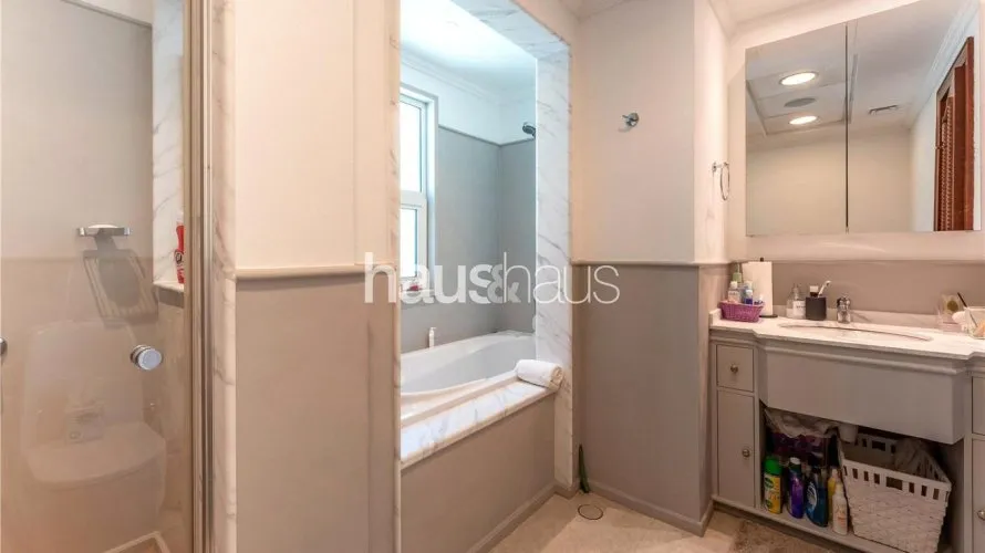 Villa de 5 dormitorios en Dubai Sports City, UAE No. 789 № 22