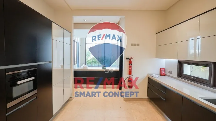 Villa de 6 dormitorios en Saadiyat Island, UAE No. 356 № 1