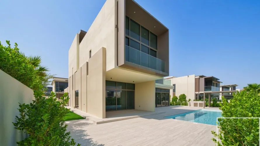 Villa de 4 dormitorios en Golf Place, UAE No. 988