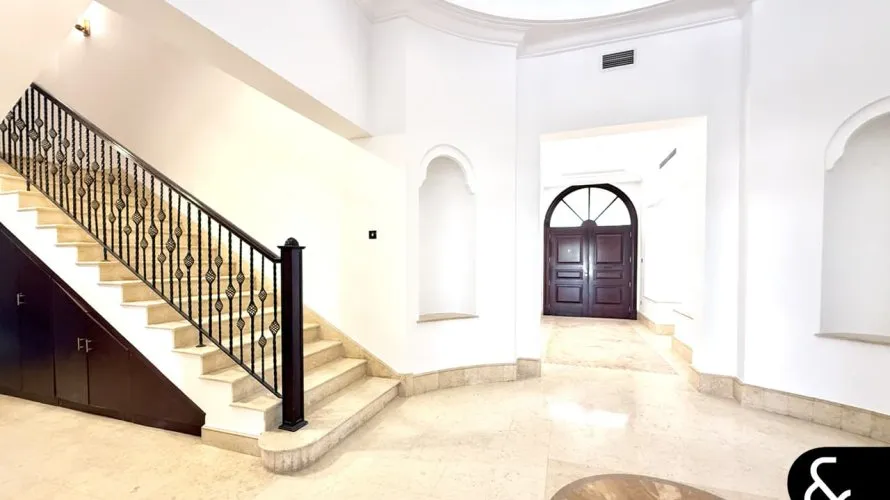 Villa de 6 dormitorios en Signature Villas, UAE No. 1303 № 27