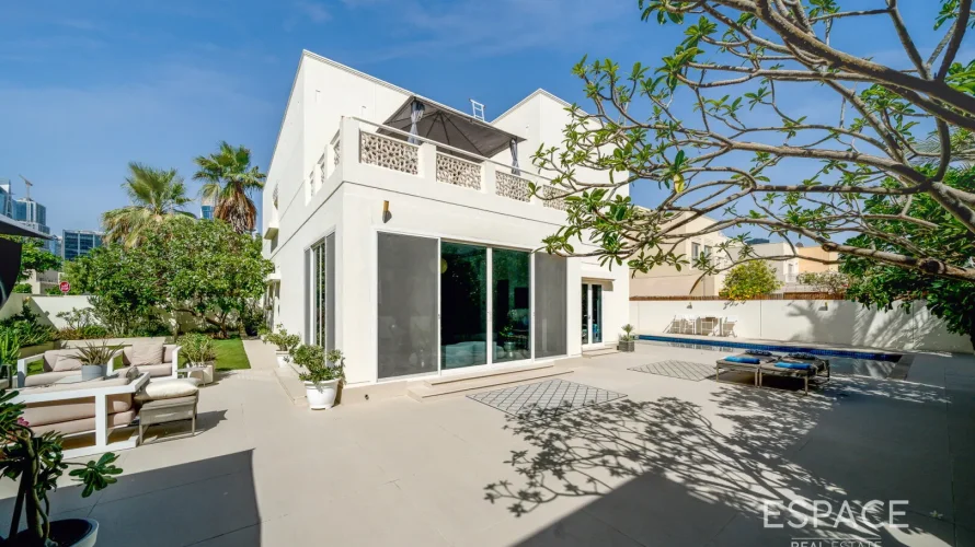 Villa de 4 dormitorios en Meadows, UAE No. 1191 № 15