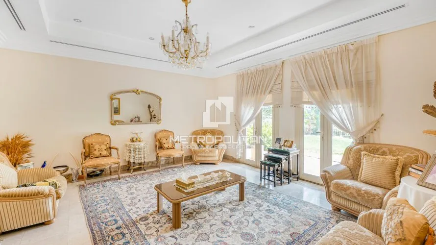 Villa de 4 dormitorios en Meadows, UAE No. 1242 № 12