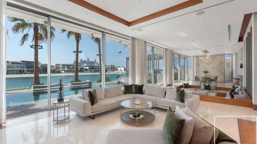 Villa de 4 dormitorios en Palm Jumeirah, UAE No. 1454 № 1