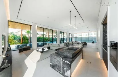 Villa de 6 dormitorios en Al Wasl, UAE No. 1066