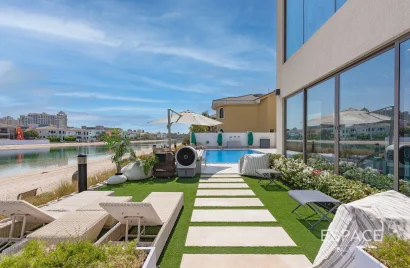 Villa de 6 dormitorios en Palm Jumeirah, UAE No. 1406