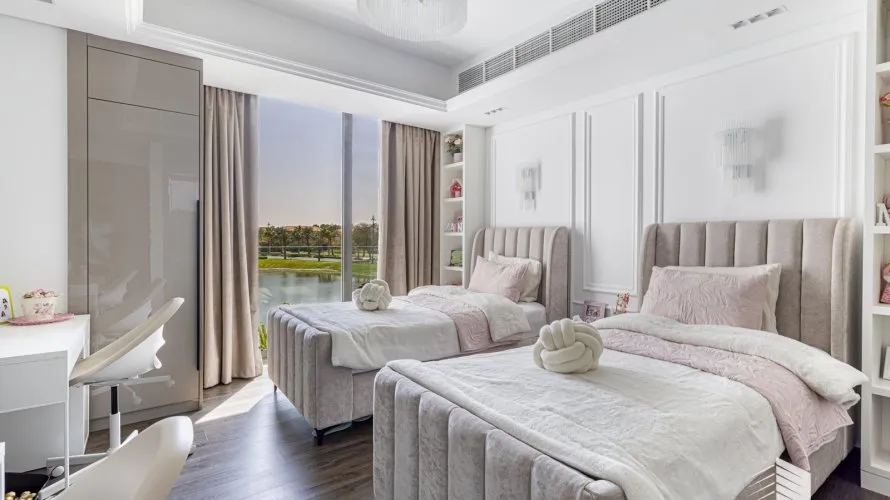 Villa de 5 dormitorios en Jumeirah Islands, UAE No. 324 № 21