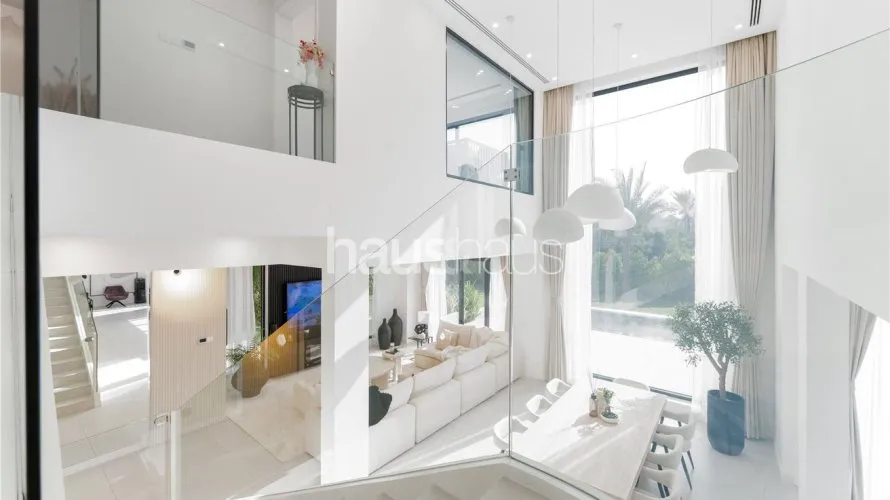 Villa de 4 dormitorios en Jumeirah Islands, UAE No. 829 № 11