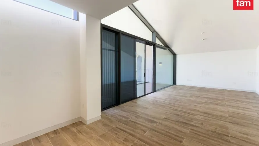 Villa de 5 dormitorios en Dubai, UAE No. 1212 № 2