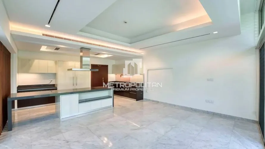 Villa de 6 dormitorios en District One, UAE No. 673 № 2