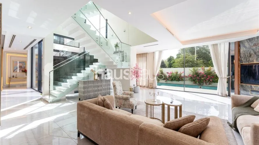 Villa de 4 dormitorios en Al Barari, UAE No. 784