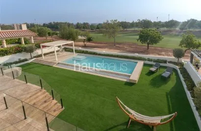 Villa de 6 dormitorios en Jumeirah Golf Estates, UAE No. 767