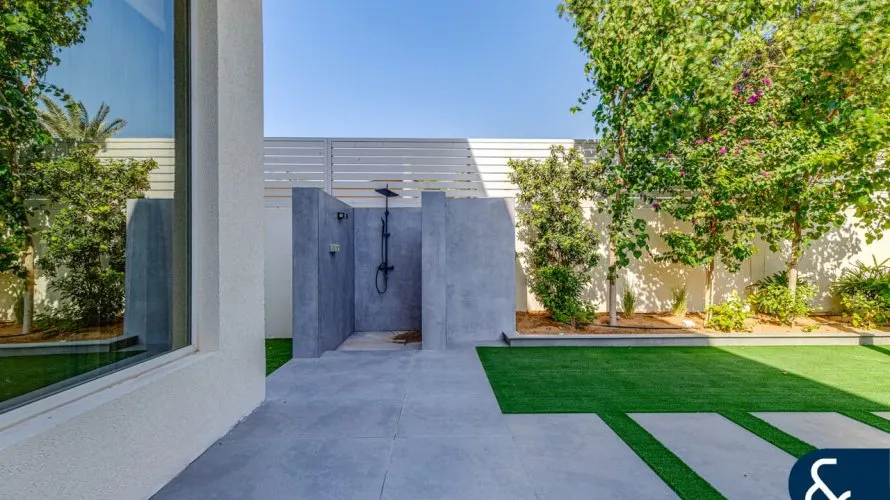 Villa de 5 dormitorios en Meadows, UAE No. 1321 № 26