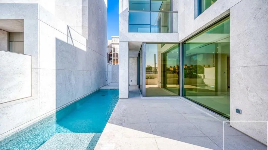 Villa de 3 dormitorios en Jumeirah, UAE No. 1451 № 22