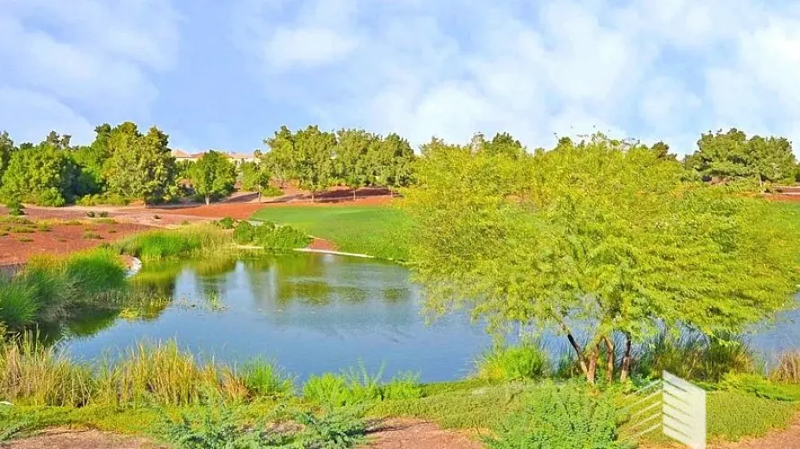 Villa de 5 dormitorios en Earth, UAE No. 205 № 8