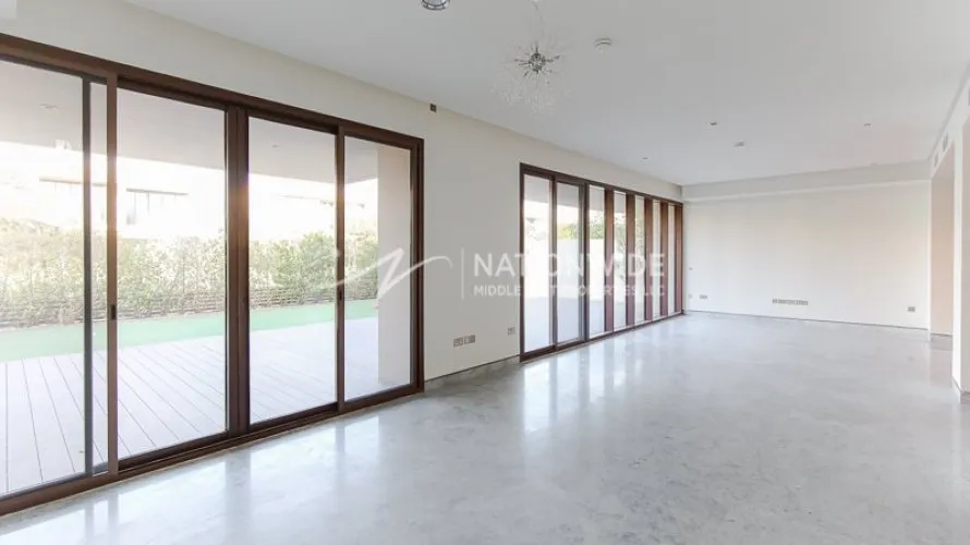 Villa de 5 dormitorios en Abu Dhabi, UAE No. 1404 № 7