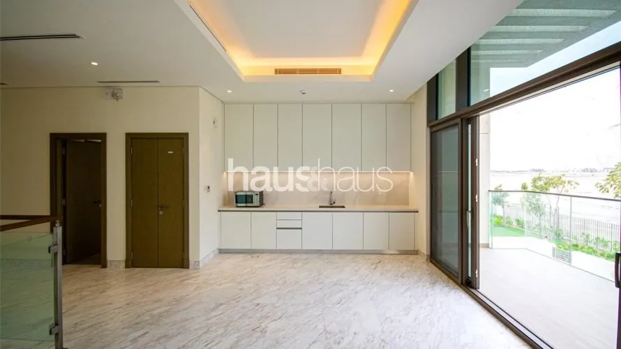 Villa de 4 dormitorios en District One, UAE No. 820 № 10