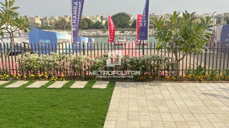 Villa de 5 dormitorios en Al Hamra Village, UAE No. 1267 № 8