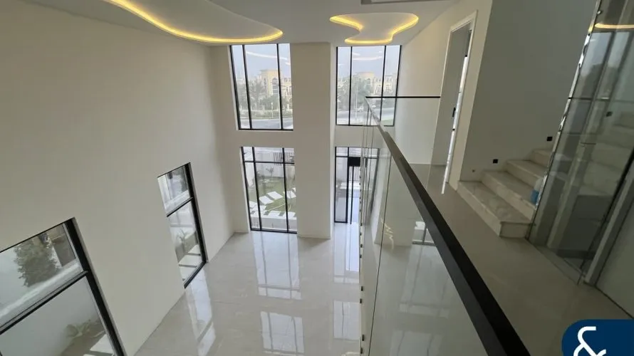 Villa de 6 dormitorios en Jumeirah Park Homes, UAE No. 1298 № 4