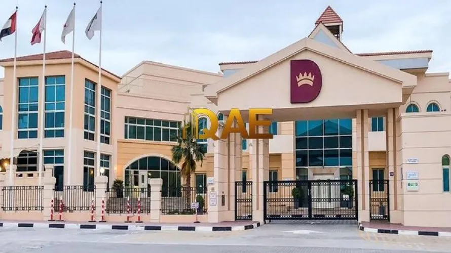 Villa de 4 dormitorios en Mirdif, UAE No. 403 № 5