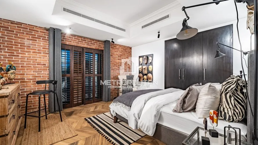 Villa de 6 dormitorios en North Village, UAE No. 1248 № 12