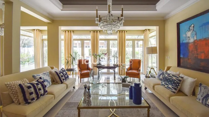 Villa de 5 dormitorios en Arabian Ranches, UAE No. 805