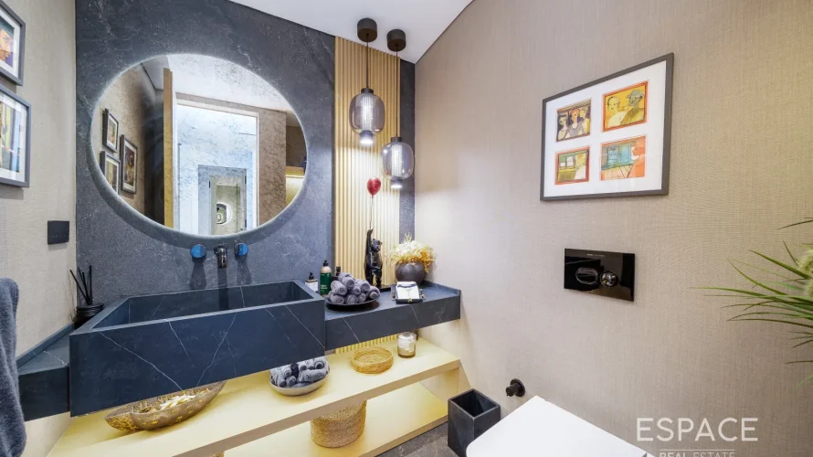 Villa de 5 dormitorios en The Lakes, UAE No. 1017 № 10