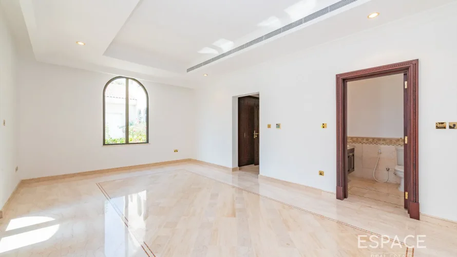 Villa de 6 dormitorios en Palm Jumeirah, UAE No. 1043 № 12