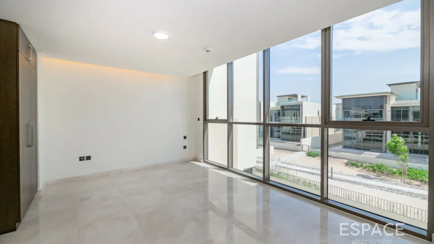 Villa de 5 dormitorios en Dubai Hills Estate, UAE No. 1016 № 2