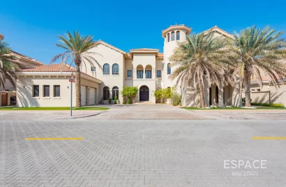 Villa de 6 dormitorios en Palm Jumeirah, UAE No. 1042