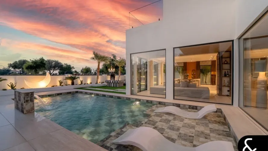 Villa de 5 dormitorios en Fire, UAE No. 1613 № 10