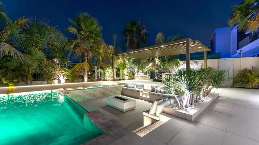 Villa de 6 dormitorios en Golf Place, UAE No. 806 № 27