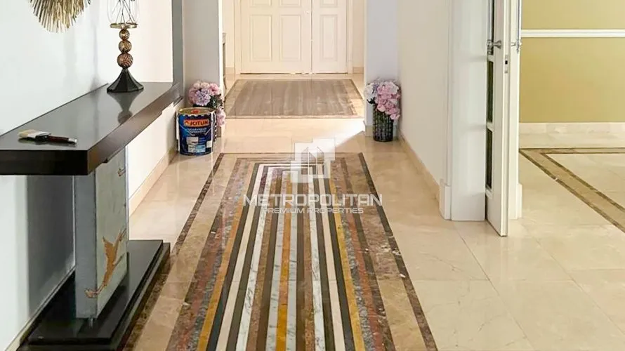 Villa de 5 dormitorios en District One, UAE No. 1245 № 11