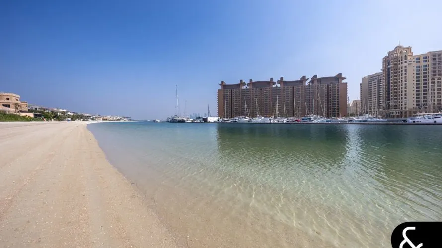 Villa de 6 dormitorios en Signature Villas, UAE No. 1303 № 6