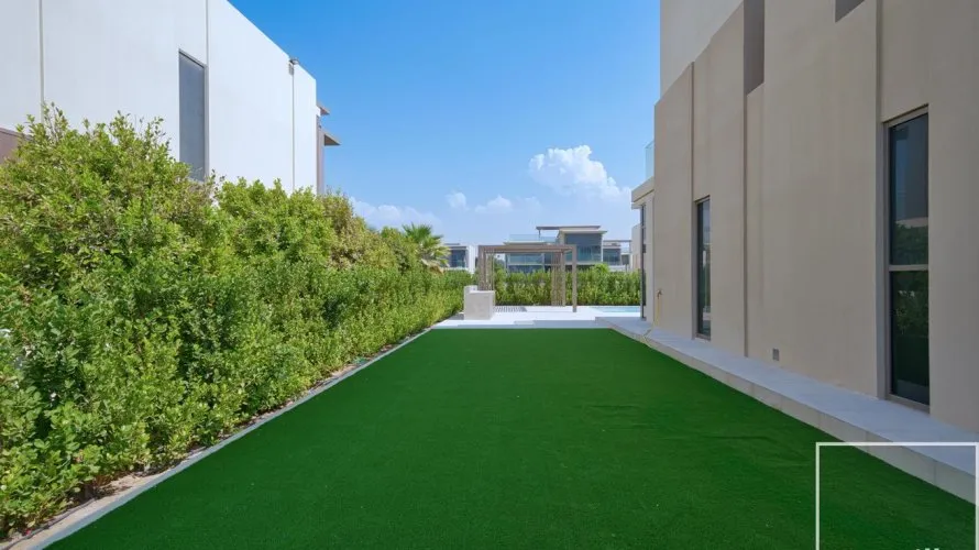 Villa de 4 dormitorios en Golf Place, UAE No. 988 № 23